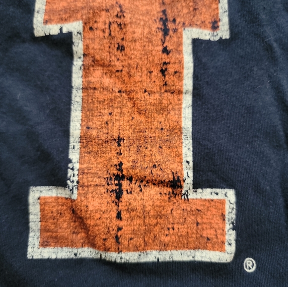 Ladies Mickey Mouse size small Chicago Bears  t-shirt. Disney original. - Picture 2 of 7